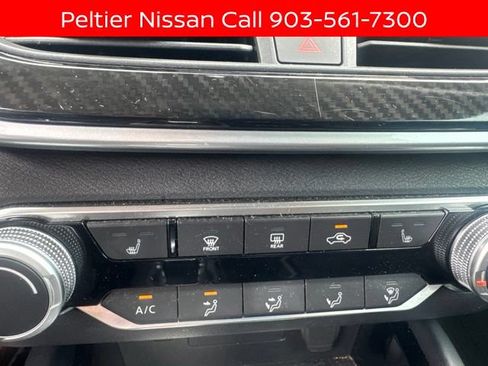 Used 2023 Nissan Altima 2.5 SR w/ SR Premium Package FWD image 17