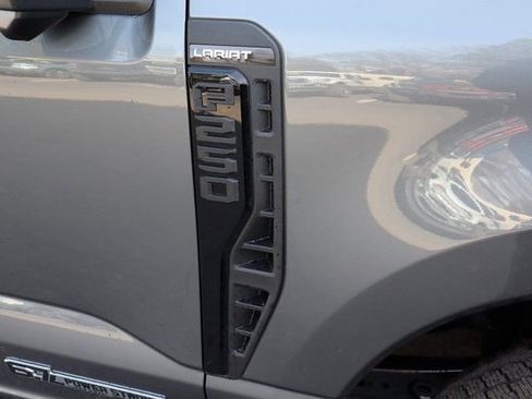 New 2026 Ford F250 Lariat w/ Black Appearance Package image 23