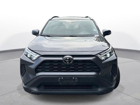 Used 2025 Toyota RAV4 XLE FWD image 3
