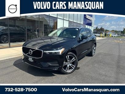 Used 2021 Volvo XC60 T5 Momentum w/ Climate Package