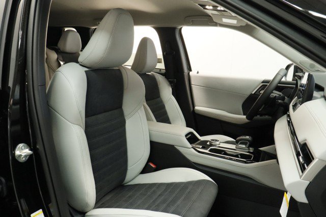 New 2026 Mitsubishi Outlander SE FWD image 18