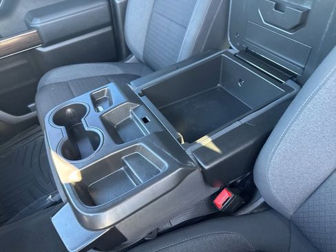 Used 2022 Chevrolet Silverado 1500 LT image 19