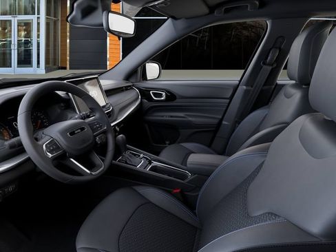 New 2026 Jeep Compass Latitude AWD/4WD image 22