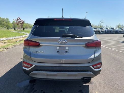 Used 2020 Hyundai Santa Fe SE image 8