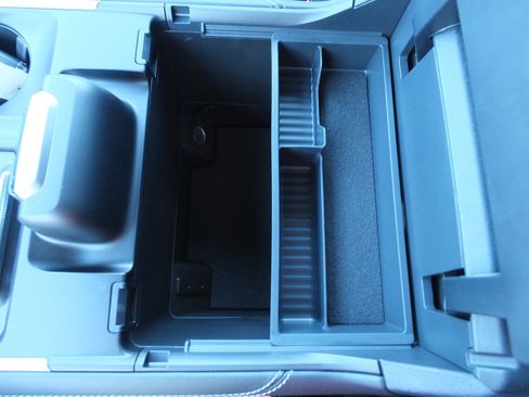 New 2025 Ford Expedition Platinum w/ Stealth Performance Package image 49