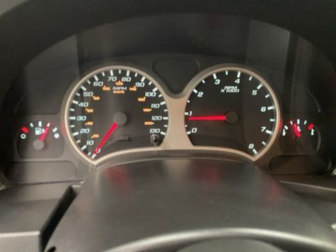 Used 2005 Chevrolet Equinox LT w/ Preferred Equipment Group AWD/4WD image 15
