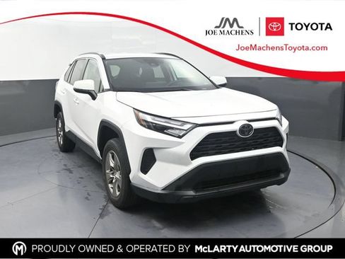 Used 2024 Toyota RAV4 XLE FWD image 1