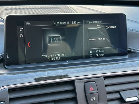 Used 2018 BMW M4 Convertible w/ Executive Package RWD image 26