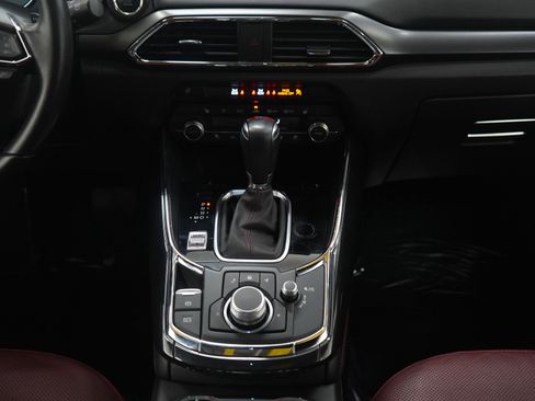 Used 2023 MAZDA CX-9 Carbon Edition image 17