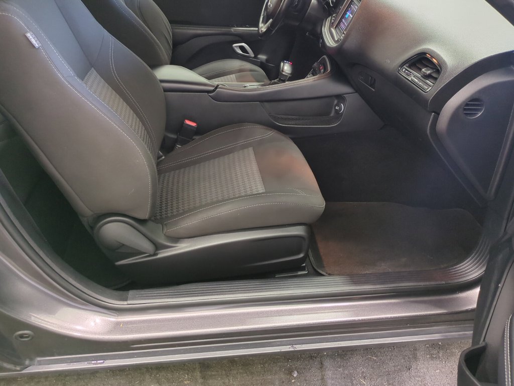 Used 2021 Dodge Challenger SXT RWD image 14