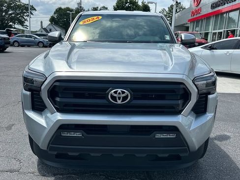 Used 2024 Toyota Tacoma TRD Sport RWD image 8