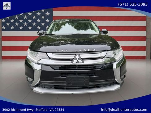 Used 2018 Mitsubishi Outlander SE AWD/4WD image 2