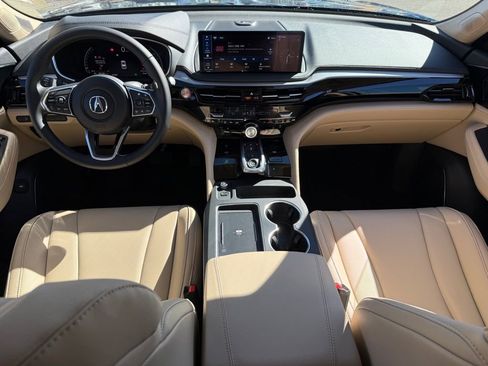 Used 2025 Acura MDX SH-AWD image 18