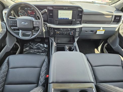 New 2026 Ford F250 XLT w/ FX4 Off-Road Package AWD/4WD image 18