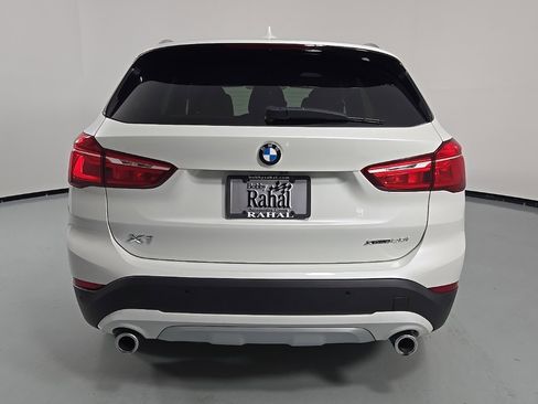 Used 2021 BMW X1 xDrive28i w/ Convenience Package image 4