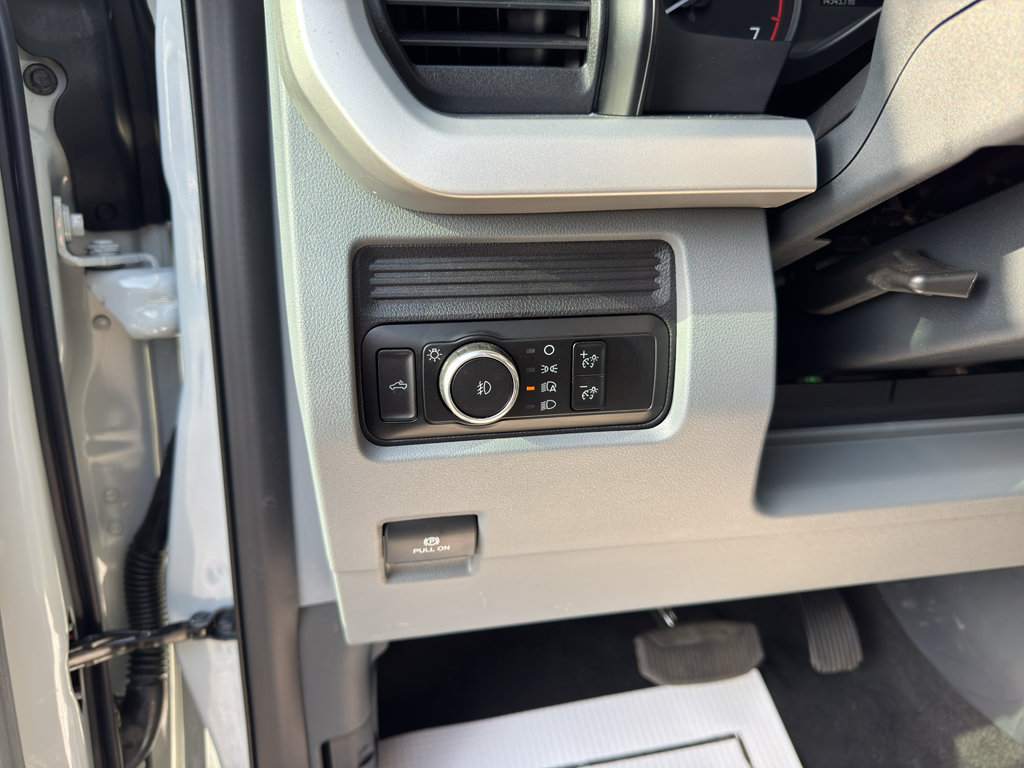 Used 2025 Ford F250 XL w/ STX Appearance Package AWD/4WD image 29