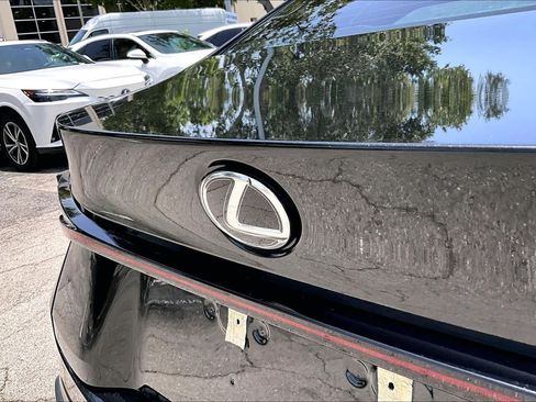 Used 2025 Lexus IS 300 w/ Premium Package RWD image 31