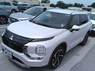 Used 2024 Mitsubishi Outlander SE FWD video 1