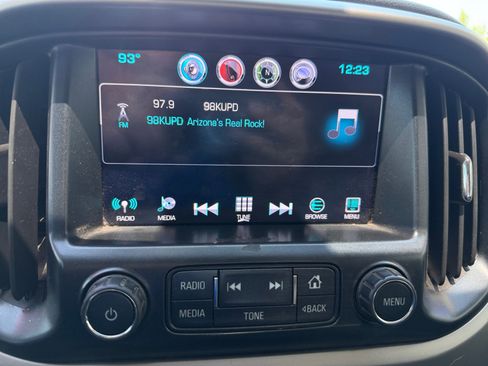 Used 2016 Chevrolet Colorado Z71 RWD image 21