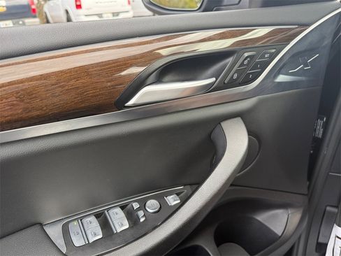 Used 2024 BMW X3 sDrive30i image 19