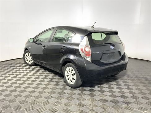 Used 2014 Toyota Prius C Two image 8