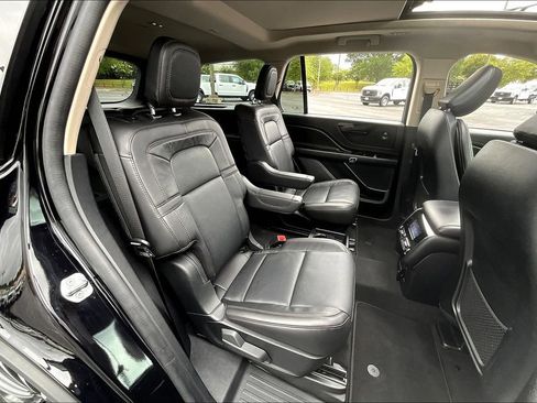 Certified 2023 Lincoln Aviator Reserve w/ Equipment Group 201A image 27