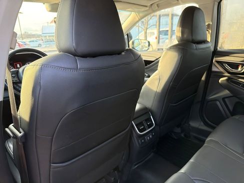 Used 2022 Subaru Outback Limited image 24