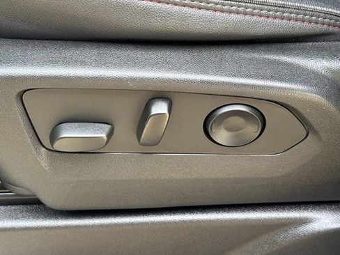 Used 2022 Chevrolet Tahoe RST w/ Sport Performance Package image 21