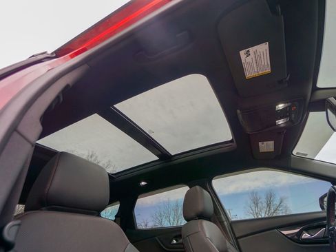 Used 2022 Chevrolet Blazer RS w/ Enhanced Convenience Package image 38