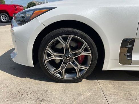Used 2019 Kia Stinger GT AWD/4WD image 15