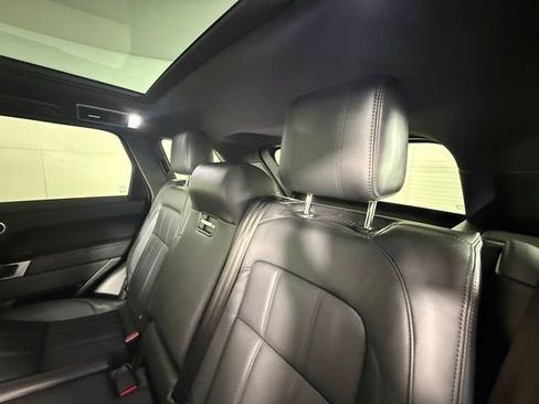 Certified 2022 Land Rover Range Rover Sport HSE Silver Edition image 30