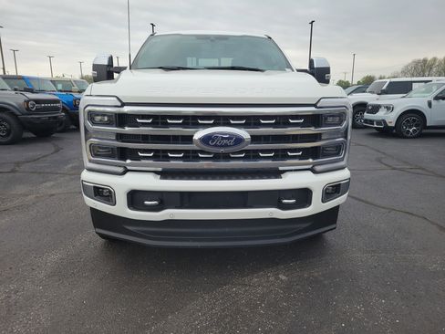 Used 2024 Ford F250 Platinum image 6