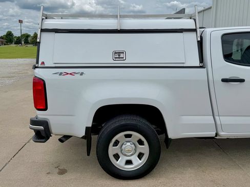 Used 2022 Chevrolet Colorado W/T w/ WT Convenience Package AWD/4WD image 22