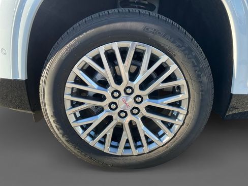 New 2026 GMC Acadia Denali w/ Super Cruise Package image 14