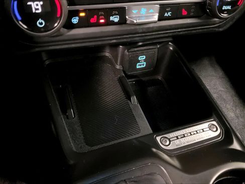 Used 2025 Ford Bronco Outer Banks image 27