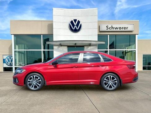 Certified 2024 Volkswagen Jetta Sport FWD image 1