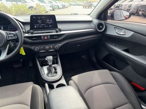 Used 2023 Kia Forte LX FWD image 20