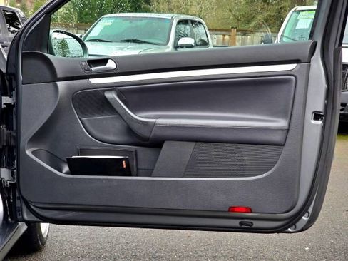 Used 2008 Volkswagen GTI 2-Door image 26