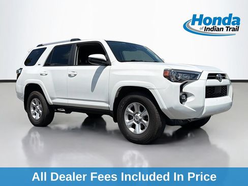 Used 2022 Toyota 4Runner SR5 RWD image 1