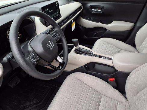 New 2026 Honda HR-V LX image 16