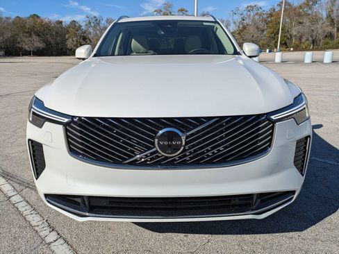 New 2026 Volvo XC90 T8 Ultra w/ Protection Package Premier AWD/4WD image 9
