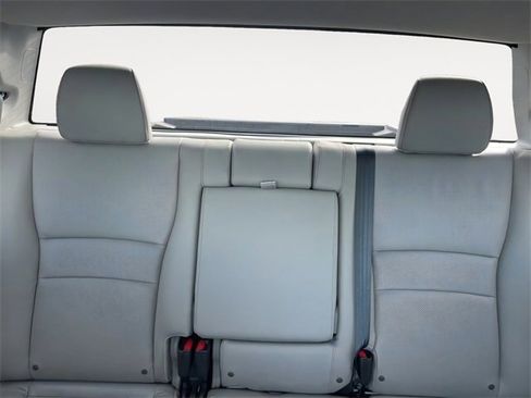 Used 2018 Honda Ridgeline RTL-T image 14
