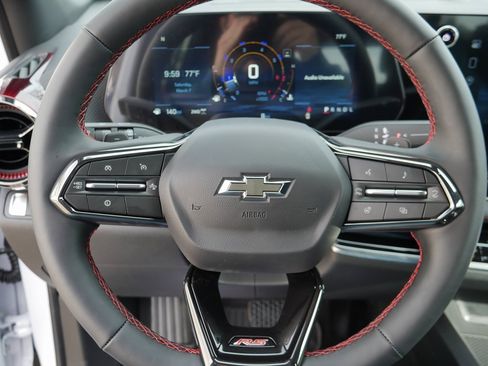 New 2026 Chevrolet Equinox RS image 12