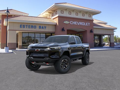New 2026 Chevrolet Colorado ZR2 w/ Technology Package AWD/4WD image 8
