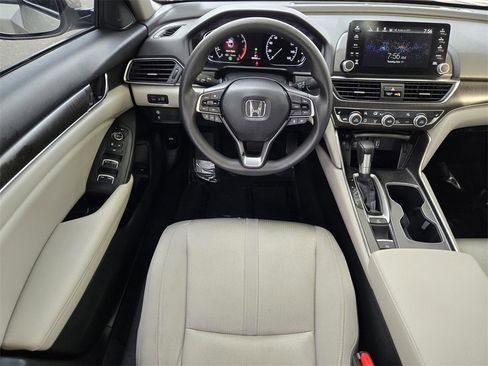 Used 2020 Honda Accord EX image 14