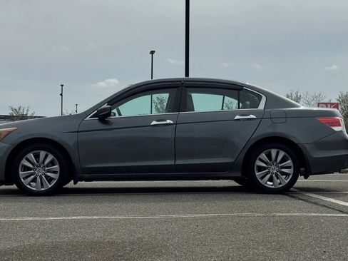 Used 2012 Honda Accord EX-L image 25