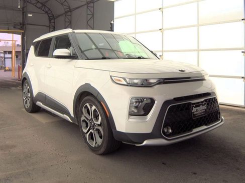 Used 2020 Kia Soul X-Line FWD image 3