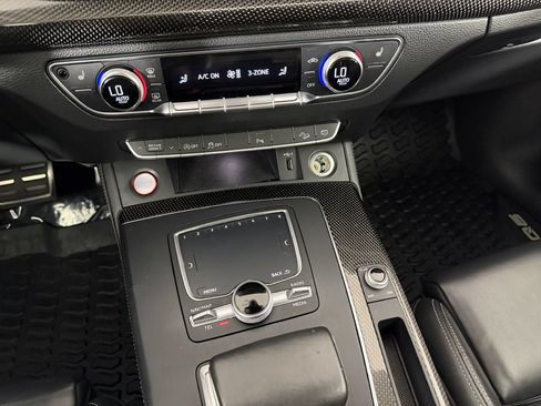 Used 2018 Audi SQ5 Premium Plus w/ Navigation Package AWD/4WD image 32