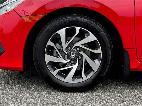 Used 2016 Honda Civic EX image 8