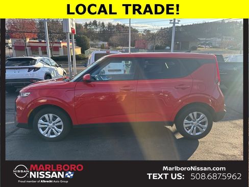 Used 2021 Kia Soul LX image 4